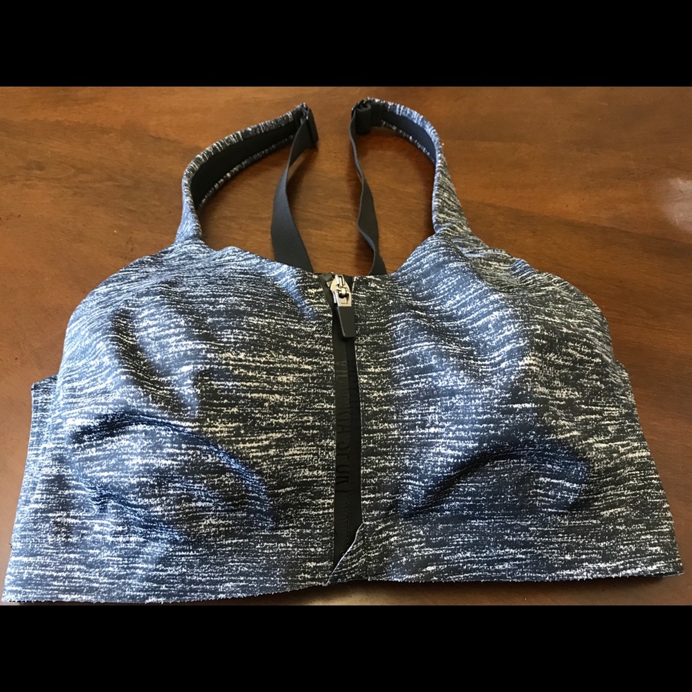 VICTORIA SPORT BRA SIZE 34DD!  EXCELLENT !!!